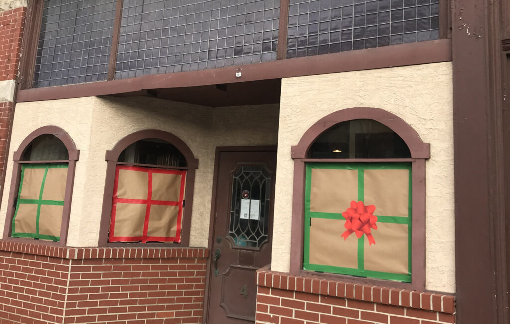 Sip and Stroll Holiday shopping Westerville